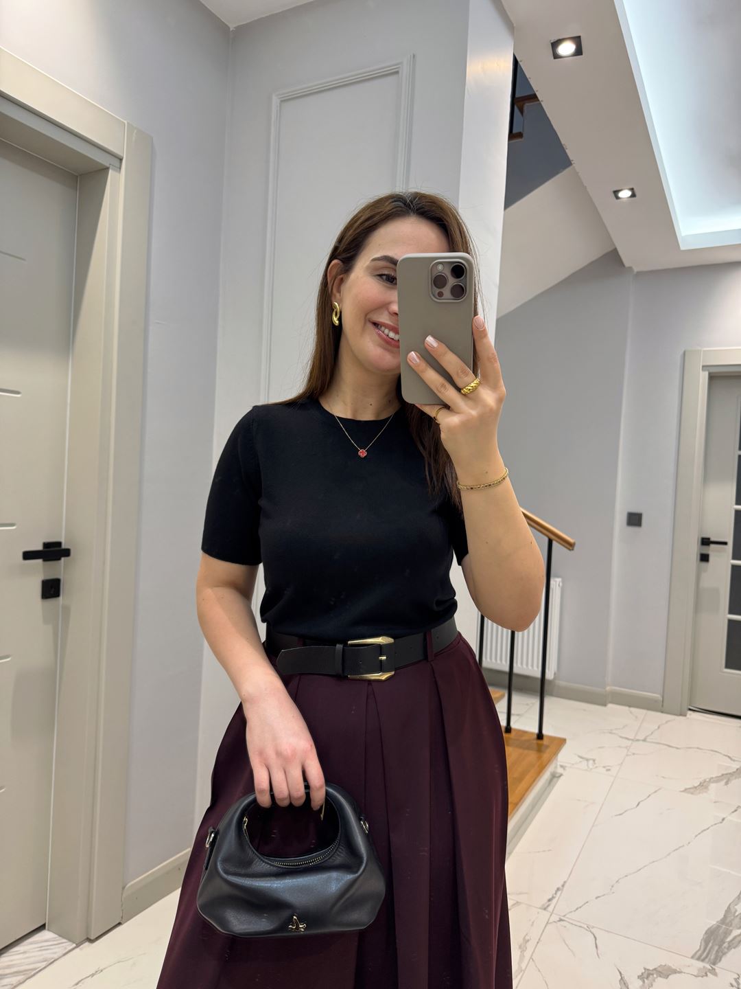 Siyah Bisiklet Yaka Basic Triko