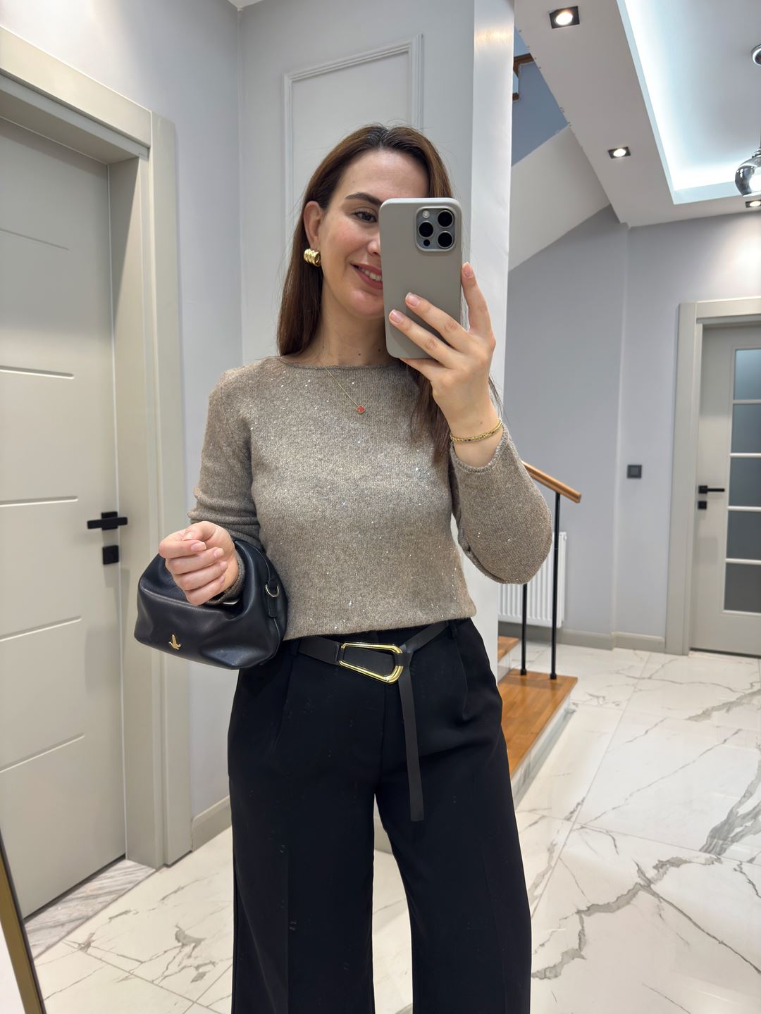 Vizon Kayık Yaka Pullu Simli Triko