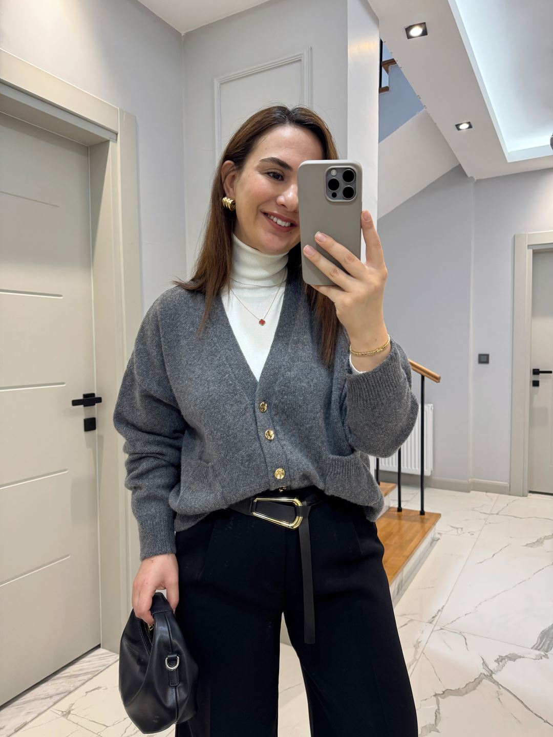 Antrasit V Yaka Düğmeli Cepli Triko Hırka