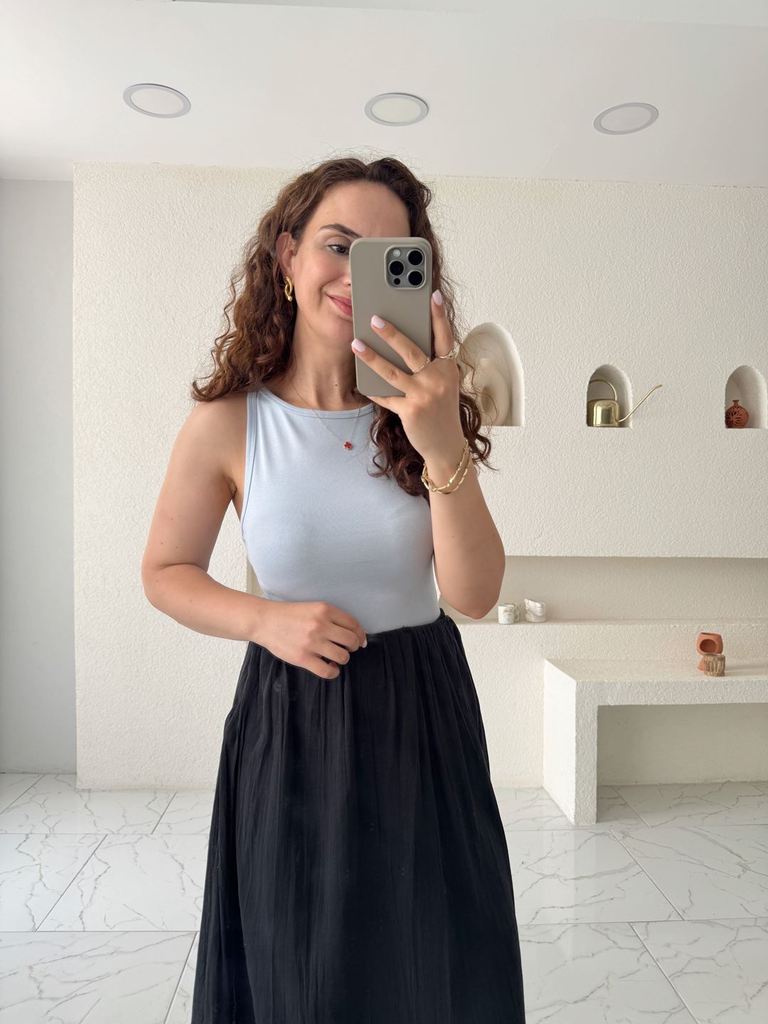 Mavi Halter Yaka Atlet