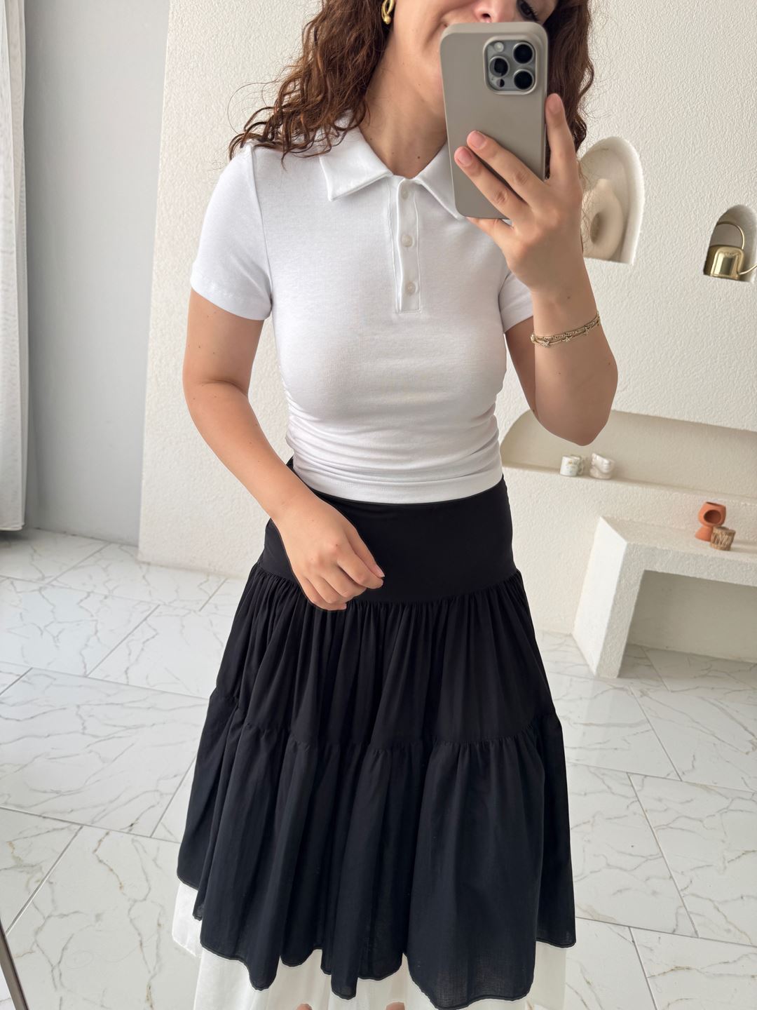 Beyaz Polo Yaka Yanları Büzgülü Bluz