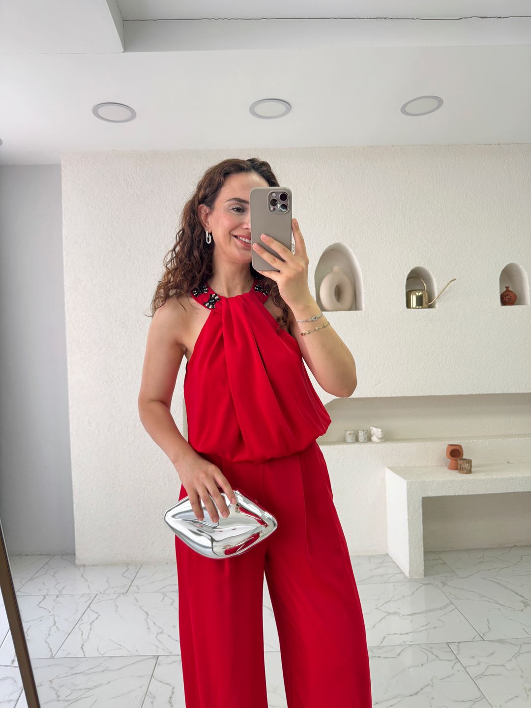 Kırmızı Boncuklu Halter Yaka Tulum