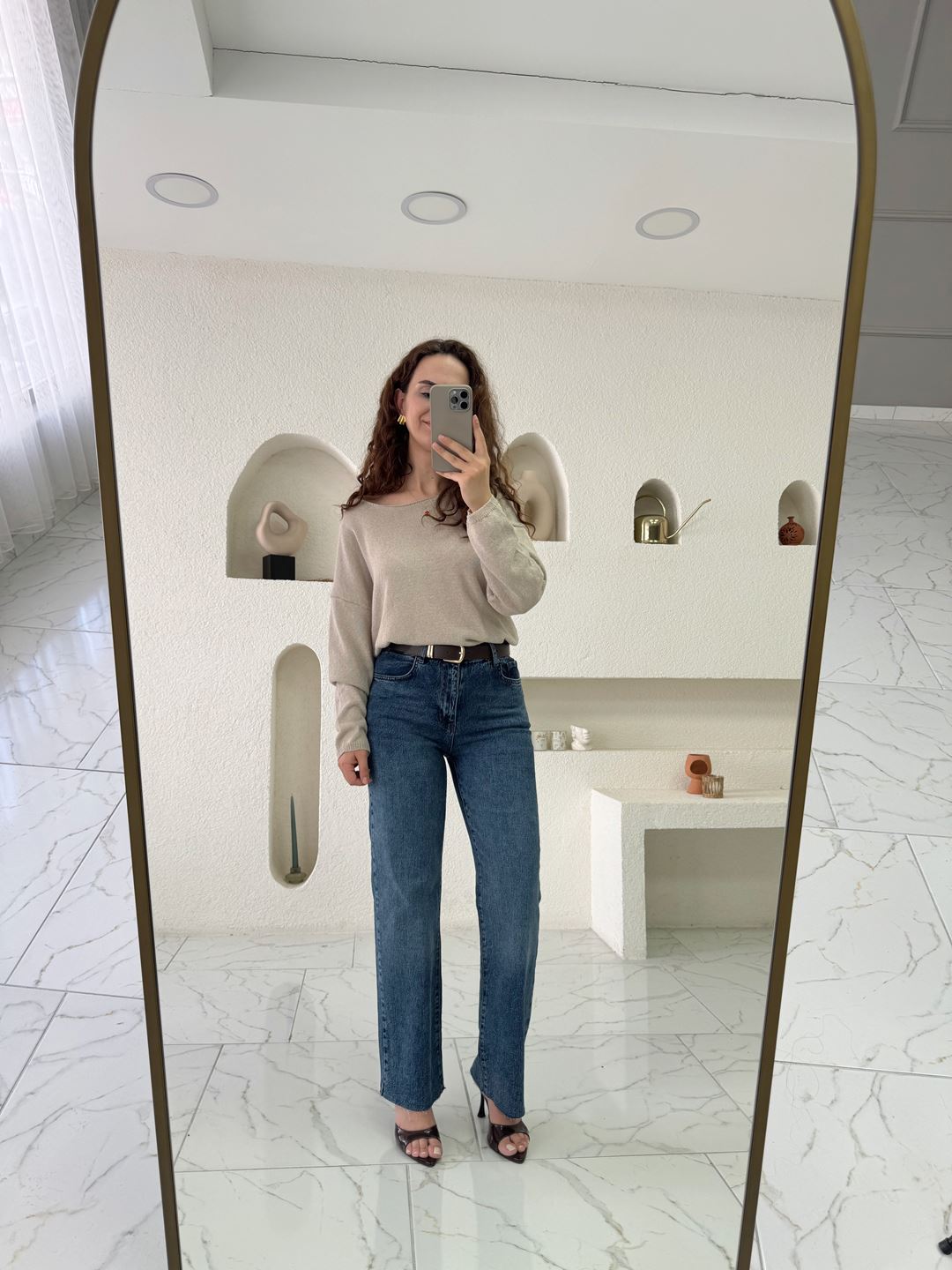 Mavi Kahve Kemerli Straight Jean