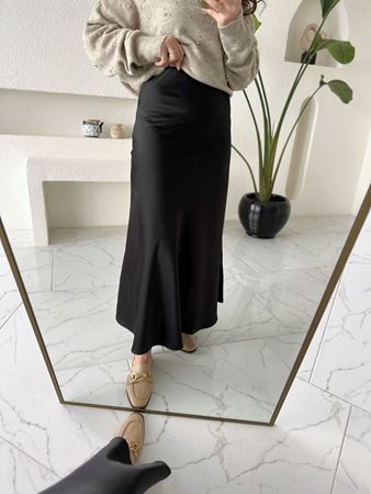 Siyah Maxi Boy Saten Etek