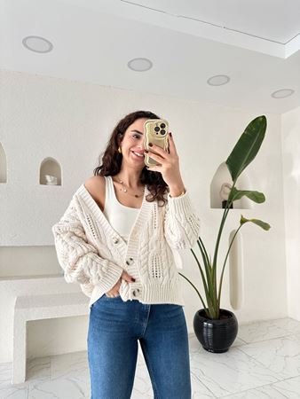 Ekru Ajurlu Üç Düğme Hırka