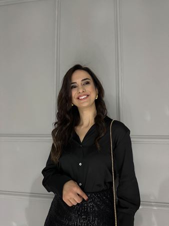 Siyah Saten Gömlek