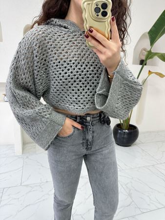 Gri Kapüşonlu Delikli Kazak