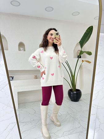 Ekru Pembe Kalp İşlemeli Kazak