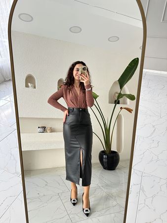 Bakır Likralı Vatkalı Parlak Bodysuit