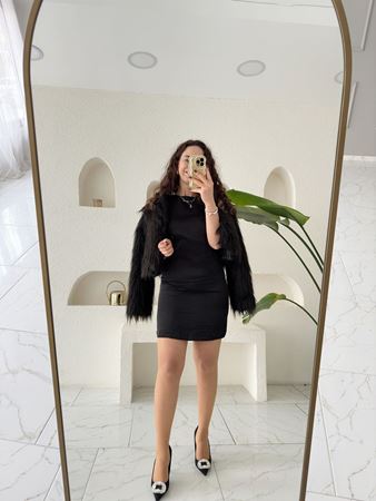 Siyah Sıfır Yaka Kolsuz Saten Elbise