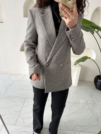 Gri Vatkalı Buklet Kumaş Ceket