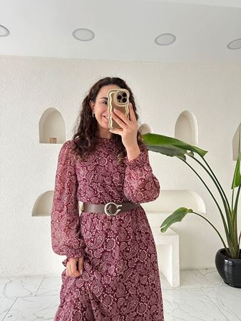 ZR Mürdüm Desenli Kendinden Kemerli Şifon Elbise