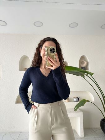 Lacivert V Yaka Yumuşak Doku Kazak