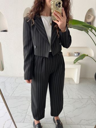 Siyah Çizgili Crop Ceket