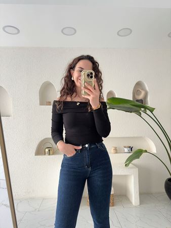 Siyah Madonna Yaka Bluz