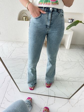 Kar Yıkama İspanyol Paça Jean