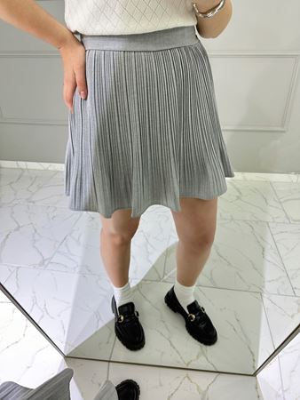 Gri Piliseli İçi Şortlu Etek