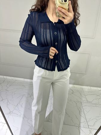 Lacivert Polo Yaka Gold Düğmeli Ajurlu Bluz