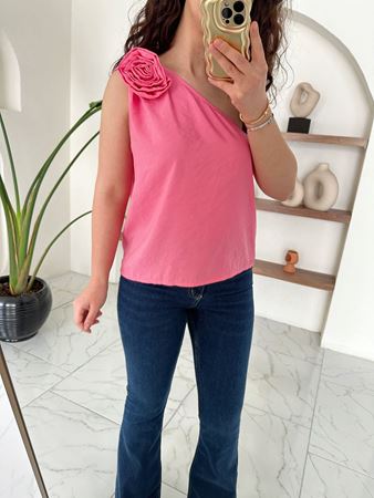 Pembe Gül Broşlu Tek Omuz Bluz