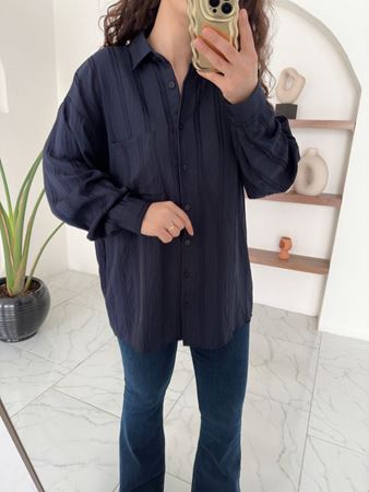 Lacivert Dokulu Çizgili Oversize Gömlek
