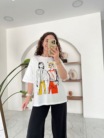 Ekru Geniş Yaka Silver Kadın Baskılı T-Shirt