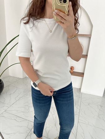 M.D Beyaz Bisiklet Yaka Basic T-Shirt