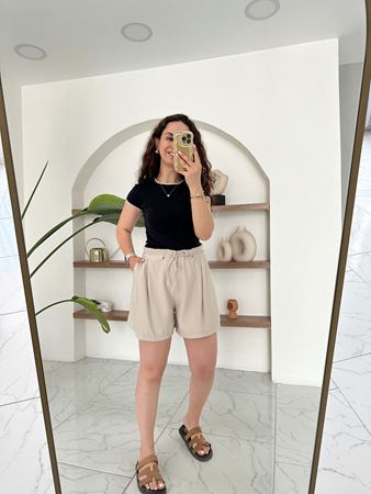Taş Rengi Beli Bağcıklı Tensel Şort