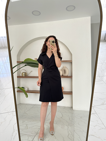 Siyah Drapeli Gömlek Yaka Beli Lastikli Elbise