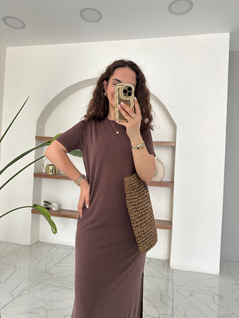 Kahverengi Modal Kumaş Basıc Yarım Kol Elbise