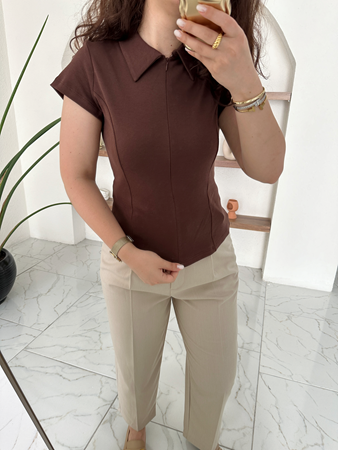Kahverengi Polo Yaka Önü Fermuarlı Bluz