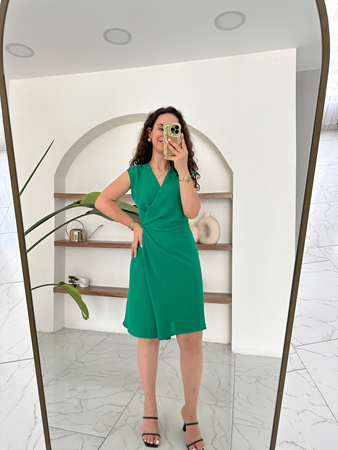 Yeşil Drapeli Kolsuz Elbise