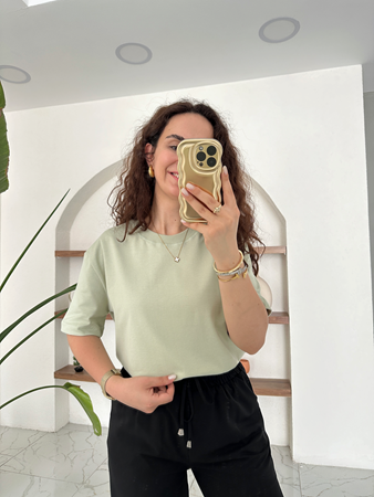 Yeşil Dekoratif Yaka Basic T-Shirt