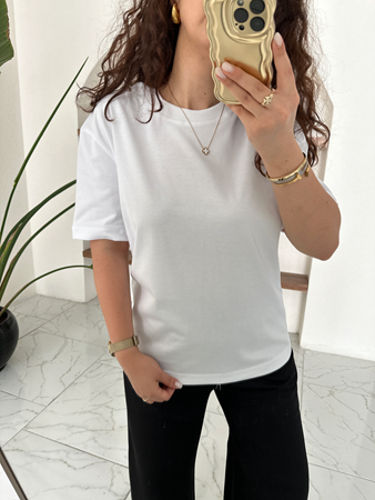 Beyaz Dekoratif Yaka Basic T-Shirt
