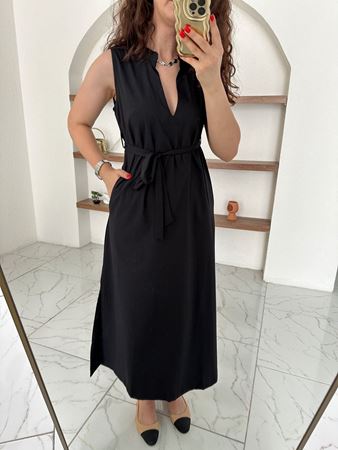 BYMN Siyah V Yaka Kolsuz Elbise