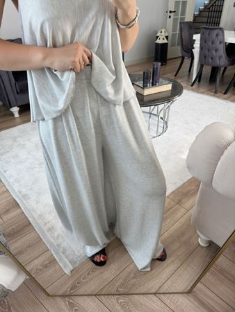 Gri Askılı Bluz Rahat Pantolon Takım