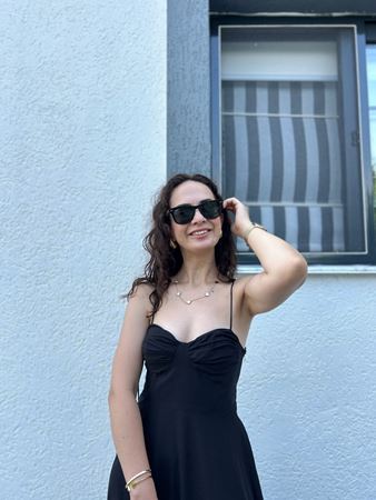 Siyah Askıları Bağcıklı Balenli Elbise