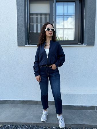 ZR Koyu Mavi Kesik Paça Boyfit Jean