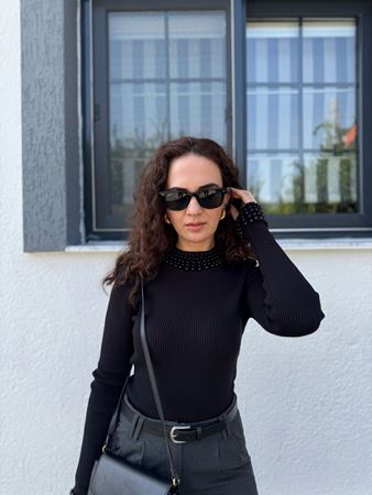 Premium Siyah İncili Triko