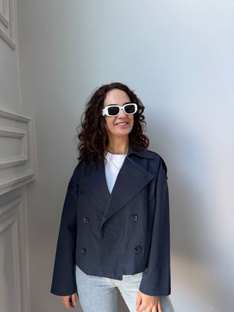 Lacivert Kapak Cepli Kısa Trençkot