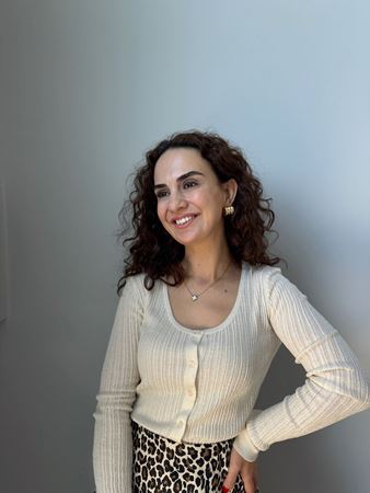 Bej Geniş Yaka Transparan Hırka