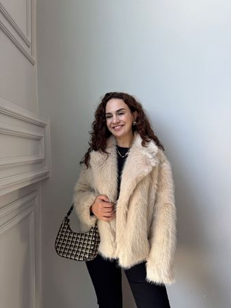 Bej İçi Astarlı Suni Kürk Ceket