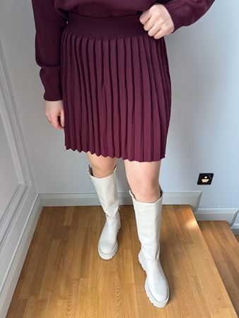 Bordo Kamyoner Yaka Kazak Pliseli Etek Triko Takım