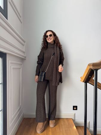 Kahverengi Atkılı Saç Örgülü Triko Takım