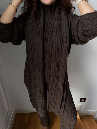 Kahverengi Atkılı Saç Örgülü Triko Takım