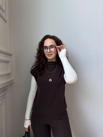 Kahverengi Yumuşak Dokulu Örme Süveter