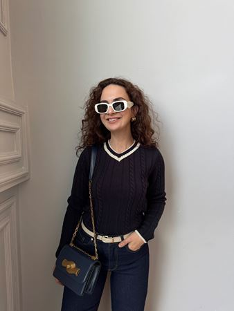 Lacivert V Yaka Çizgili Saç Örgü Triko Kazak