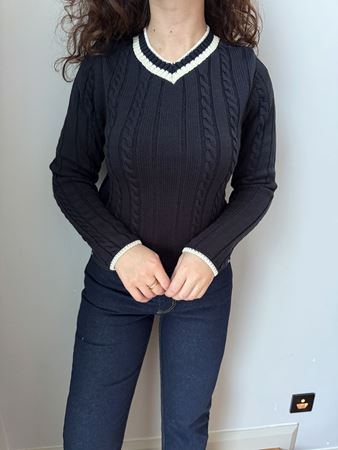 Lacivert V Yaka Çizgili Saç Örgü Triko Kazak