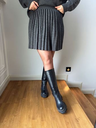 Gri Kamyoner Yaka Kazak Pliseli Etek Triko Takım