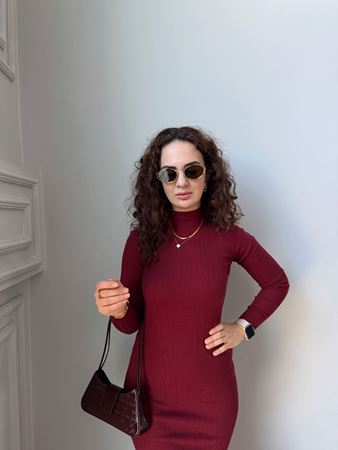 Bordo Dik Yaka Triko Elbise