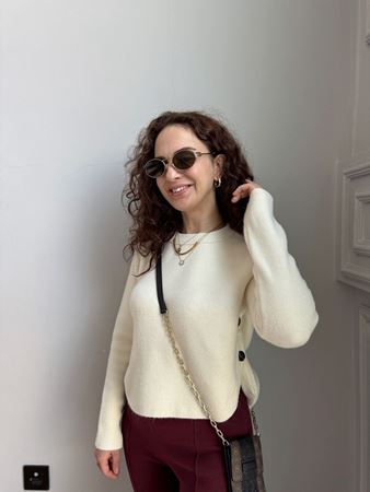 Ekru Bisiklet Yaka Yanları Düğmeli Kazak